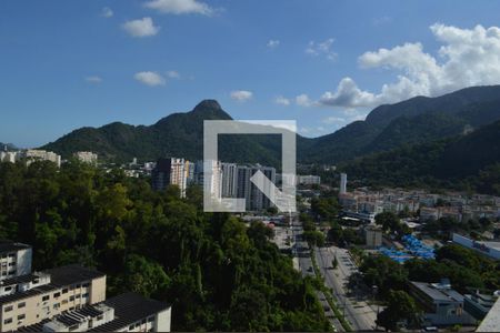 Apartamento à venda com 133m², 3 quartos e 2 vagas Apartamento à venda com 133m², 3 quartos e 2 vagasVista do Terraço