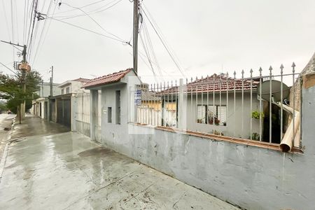 Casa à venda com 237m², 5 quartos e 3 vagasFachada + plaquinha