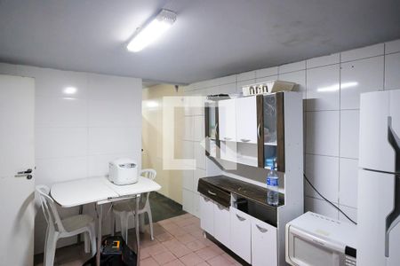 Casa à venda com 237m², 5 quartos e 3 vagasCozinha casa 2