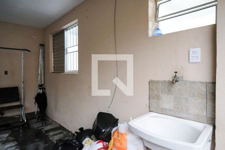 Casa à venda com 237m², 5 quartos e 3 vagasÁrea de serviço casa 2