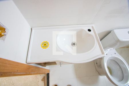 Apartamento à venda com 55m², 2 quartos e sem vaga Apartamento à venda com 55m², 2 quartos e sem vagaBanheiro