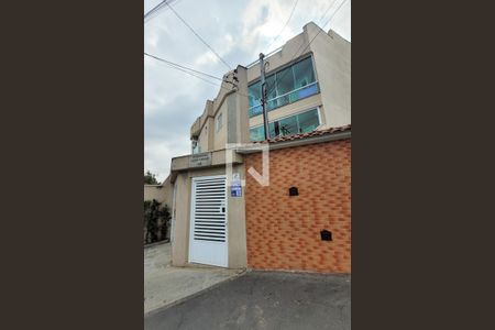 Apartamento à venda com 92m², 2 quartos e 2 vagas Apartamento à venda com 92m², 2 quartos e 2 vagasFachada