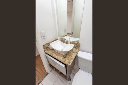 Apartamento à venda com 59m², 3 quartos e 1 vagaBanheiro social 