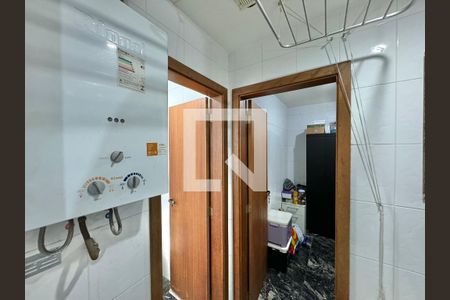 Apartamento à venda com 130m², 3 quartos e 3 vagas Apartamento à venda com 130m², 3 quartos e 3 vagasÁrea de Serviço