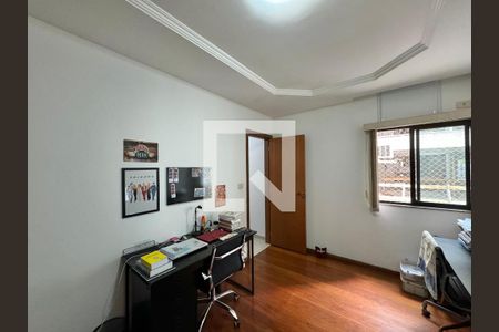 Apartamento à venda com 130m², 3 quartos e 3 vagas Apartamento à venda com 130m², 3 quartos e 3 vagasQuarto 2