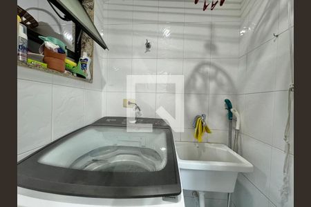 Apartamento à venda com 130m², 3 quartos e 3 vagas Apartamento à venda com 130m², 3 quartos e 3 vagasÁrea de Serviço