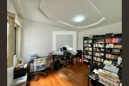 Apartamento à venda com 130m², 3 quartos e 3 vagas Apartamento à venda com 130m², 3 quartos e 3 vagasQuarto 2