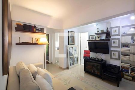 Foto 04 de apartamento à venda com 3 quartos, 110m² em Moema, São Paulo