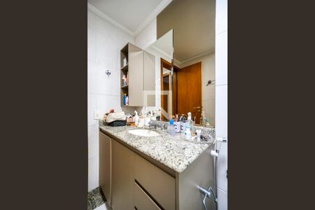 Apartamento para alugar com 122m², 3 quartos e sem vagaBanheiro social