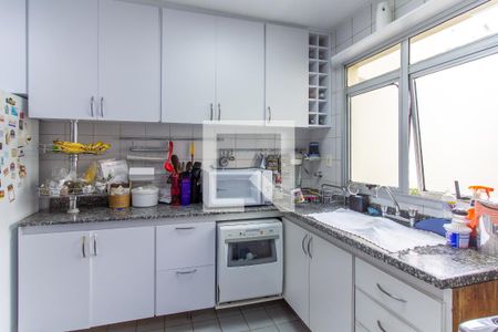 Apartamento à venda com 76m², 2 quartos e 2 vagasCozinha