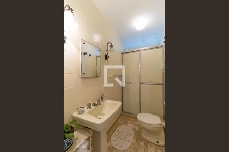 Casa à venda com 308m², 6 quartos e 1 vaga