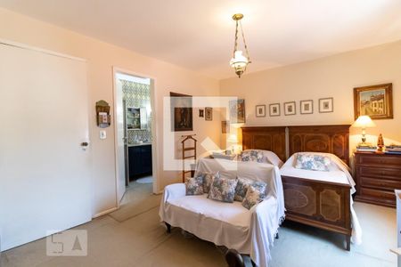 Casa à venda com 308m², 6 quartos e 1 vaga