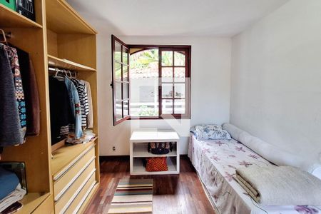 Casa de condomínio à venda com 350m², 6 quartos e 2 vagas Casa de condomínio à venda com 350m², 6 quartos e 2 vagasQuarto 2