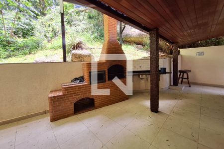 Casa de condomínio à venda com 350m², 6 quartos e 2 vagas Casa de condomínio à venda com 350m², 6 quartos e 2 vagasÁrea comum