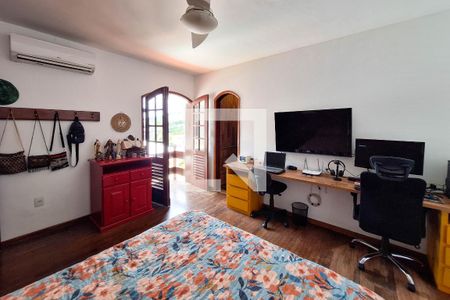 Casa de condomínio à venda com 350m², 6 quartos e 2 vagas Casa de condomínio à venda com 350m², 6 quartos e 2 vagasSuíte 1