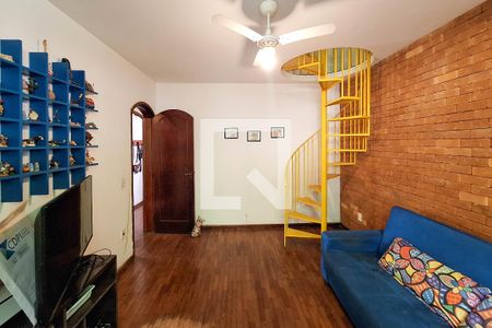 Casa de condomínio à venda com 350m², 6 quartos e 2 vagas Casa de condomínio à venda com 350m², 6 quartos e 2 vagasQuarto 1