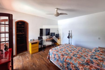 Casa de condomínio à venda com 350m², 6 quartos e 2 vagas Casa de condomínio à venda com 350m², 6 quartos e 2 vagasSuíte 1
