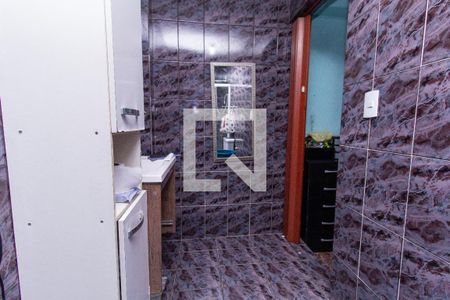 Casa à venda com 250m², 5 quartos e 2 vagas Casa à venda com 250m², 5 quartos e 2 vagasCasa 2: Banheiro da suíte 5