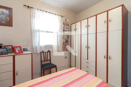 Casa à venda com 220m², 3 quartos e 3 vagasQuarto 2