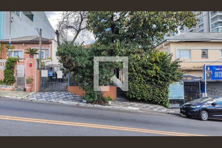 Casa à venda com 220m², 3 quartos e 3 vagasFachada