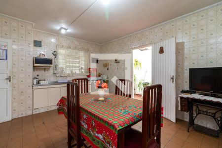 Casa à venda com 220m², 3 quartos e 3 vagasCozinha