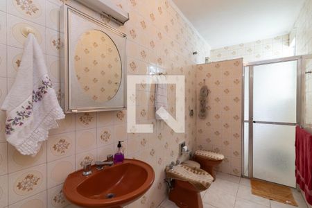 Casa à venda com 220m², 3 quartos e 3 vagasBanheiro