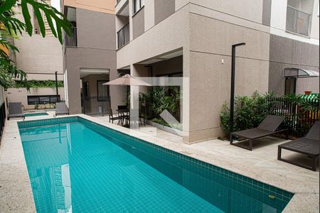 Apartamento à venda com 38m², 2 quartos e sem vaga Apartamento à venda com 38m², 2 quartos e sem vagaÁrea comum - Piscina