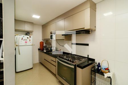 Casa à venda com 140m², 3 quartos e 3 vagas Casa à venda com 140m², 3 quartos e 3 vagasCozinha