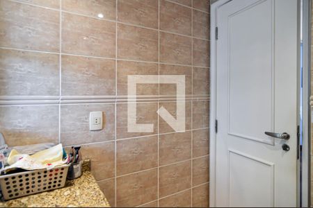 Apartamento à venda com 202m², 4 quartos e 3 vagasBanheiro