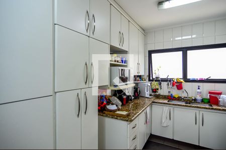 Apartamento à venda com 202m², 4 quartos e 3 vagasCozinha