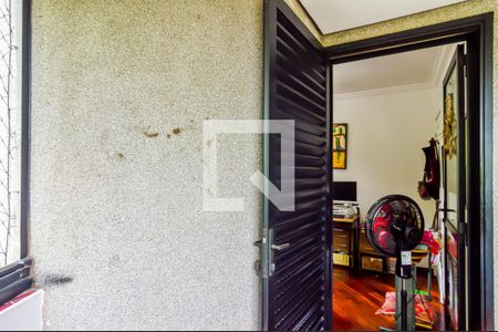 Apartamento à venda com 202m², 4 quartos e 3 vagasQuarto 1-Sacada