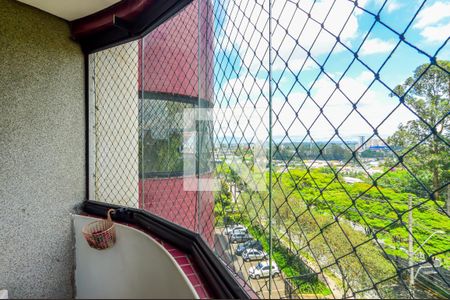 Apartamento à venda com 202m², 4 quartos e 3 vagasSuíte 2-Sacada