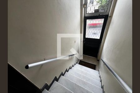 Apartamento à venda com 72m², 2 quartos e 1 vaga Apartamento à venda com 72m², 2 quartos e 1 vagaHall