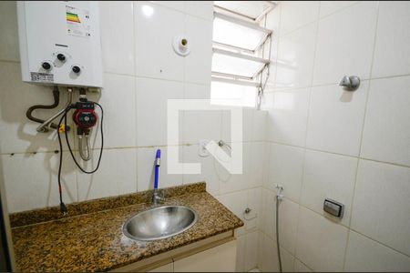 Apartamento à venda com 72m², 2 quartos e 1 vaga Apartamento à venda com 72m², 2 quartos e 1 vagaBanheiro