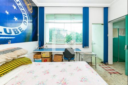 Casa à venda com 460m², 4 quartos e 8 vagas Casa à venda com 460m², 4 quartos e 8 vagasSuíte 1