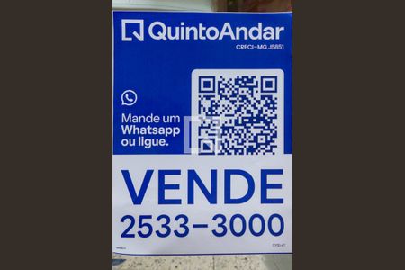 Casa à venda com 460m², 4 quartos e 8 vagas Casa à venda com 460m², 4 quartos e 8 vagasPlaca