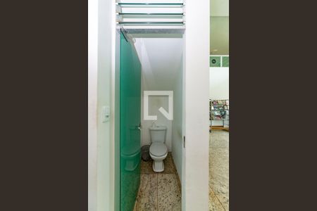 Casa à venda com 460m², 4 quartos e 8 vagas Casa à venda com 460m², 4 quartos e 8 vagasLavabo 1