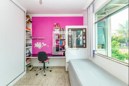 Casa à venda com 460m², 4 quartos e 8 vagas Casa à venda com 460m², 4 quartos e 8 vagasSemi Suíte 2