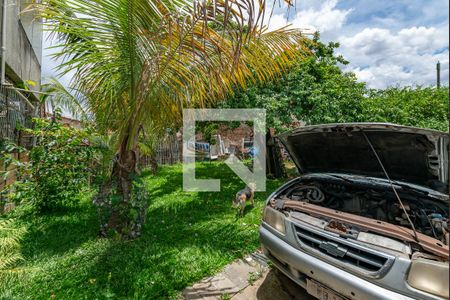 Casa à venda com 460m², 4 quartos e 8 vagas Casa à venda com 460m², 4 quartos e 8 vagasQuintal