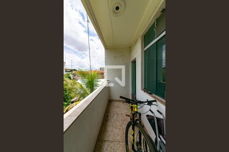 Casa à venda com 460m², 4 quartos e 8 vagas Casa à venda com 460m², 4 quartos e 8 vagasVaranda da Suíte 1