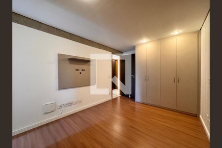 Apartamento para alugar com 199m², 3 quartos e 4 vagas Apartamento para alugar com 199m², 3 quartos e 4 vagasSuite 1