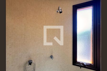 Apartamento para alugar com 199m², 3 quartos e 4 vagas Apartamento para alugar com 199m², 3 quartos e 4 vagasBanheiro da Suíte 1