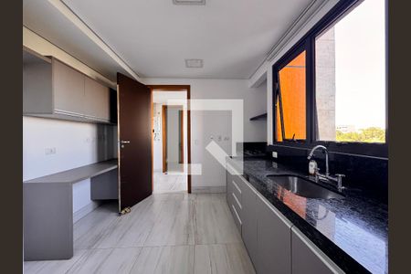 Apartamento para alugar com 199m², 3 quartos e 4 vagas Apartamento para alugar com 199m², 3 quartos e 4 vagasCozinha