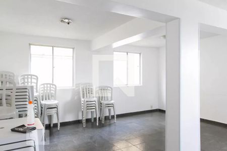 Apartamento à venda com 39m², 2 quartos e 1 vaga Apartamento à venda com 39m², 2 quartos e 1 vagaÁrea comum - Salão de festas