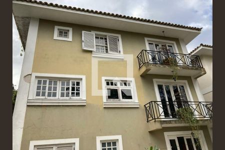Casa à venda com 301m², 4 quartos e 4 vagas