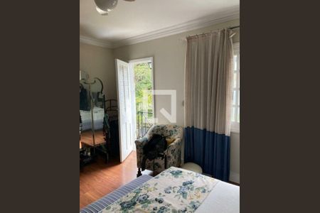 Casa à venda com 301m², 4 quartos e 4 vagas