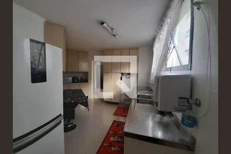 Apartamento à venda com 136m², 3 quartos e 2 vagas Apartamento à venda com 136m², 3 quartos e 2 vagasFoto 02
