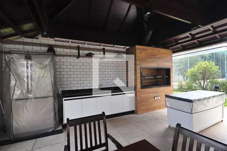 Apartamento à venda com 169m², 3 quartos e 2 vagas Apartamento à venda com 169m², 3 quartos e 2 vagasÁrea comum - Churrasqueira