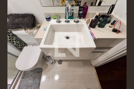 Apartamento à venda com 169m², 3 quartos e 2 vagas Apartamento à venda com 169m², 3 quartos e 2 vagasBanheiro da Suíte 2
