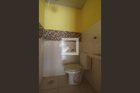 Casa à venda com 587m², 3 quartos e 2 vagasBanheiro de serviço